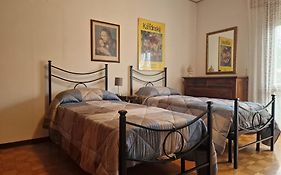 Kate'S House